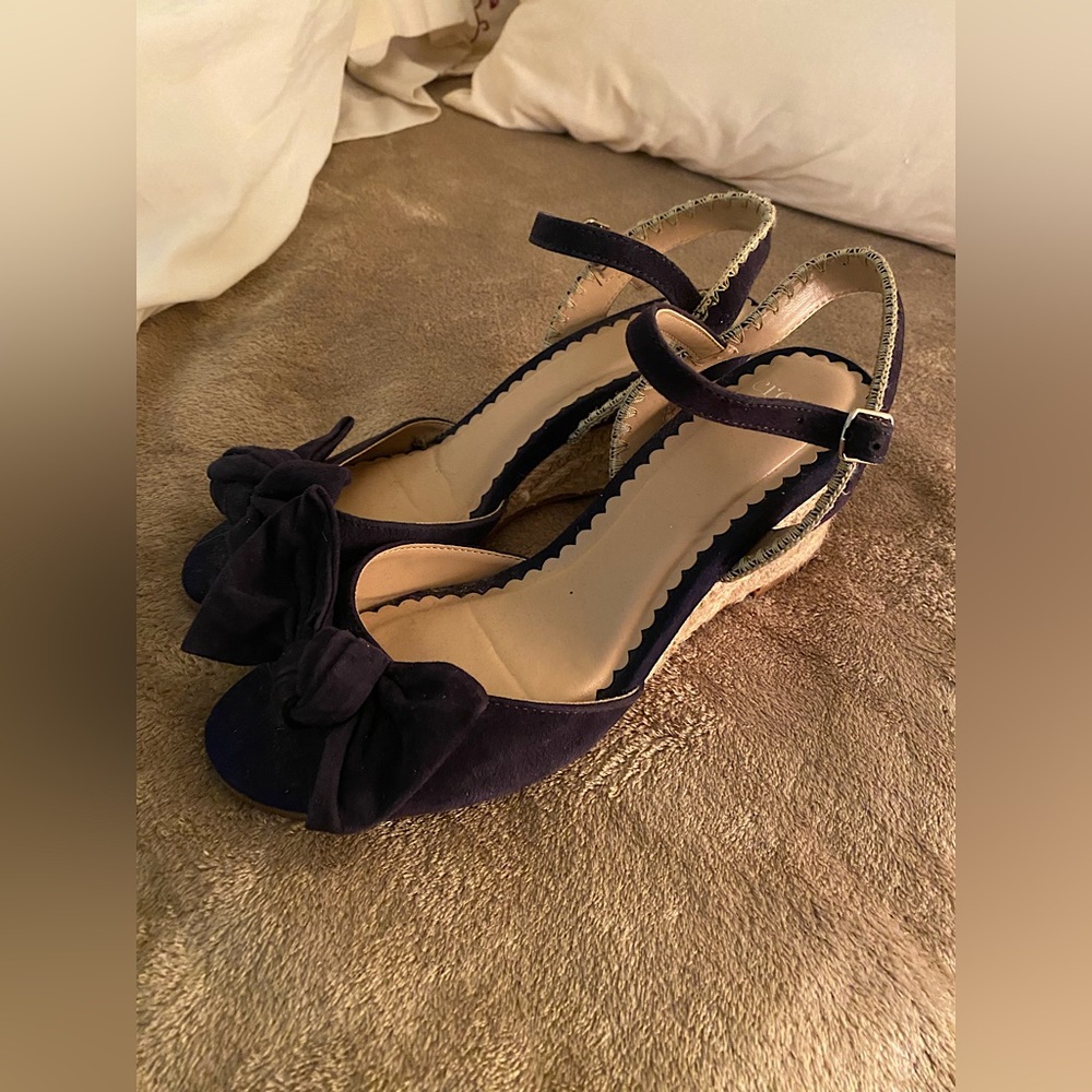 crown & ivy blue wedges